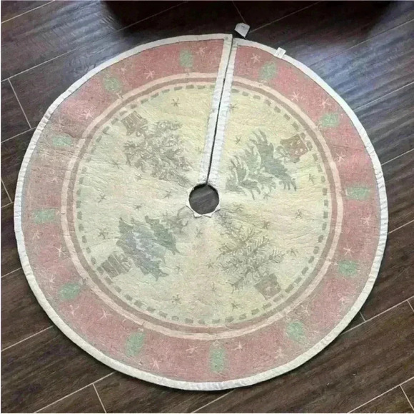 Wool Red, Green, And Cream "Country" Christmas Tree Skirt New With Tags! - Picture 7 of 10